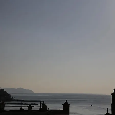 شقة Seaview Rapallo's Heart Skyline