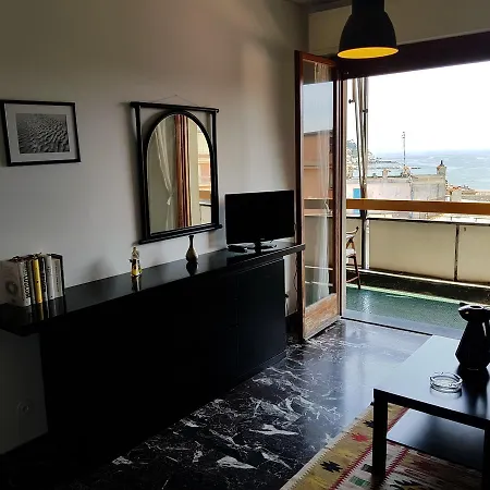 Seaview Rapallo's Heart Skyline شقة راباللو